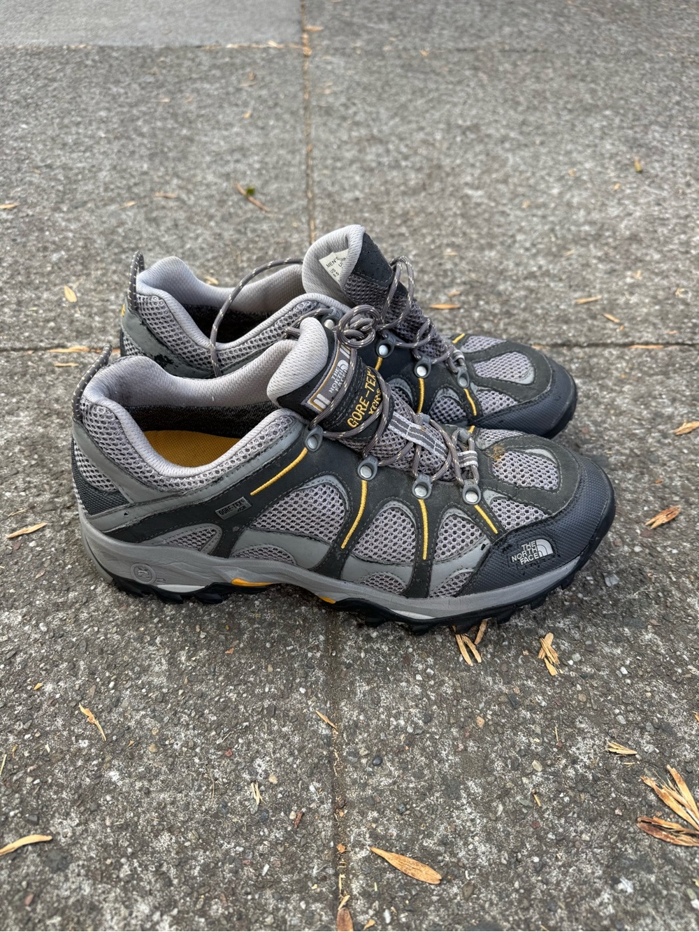 North Face Hedgehog 06 RVST Gore-Tex Trail Hiking Shoes Men’s 9.5